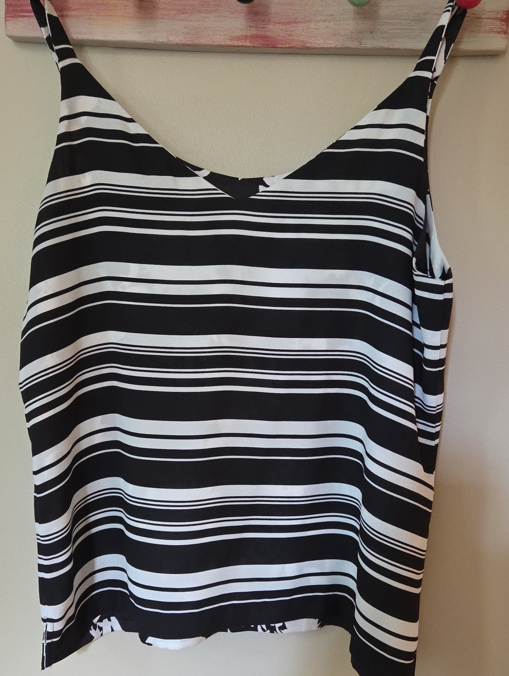Women's Black & White Striped Cami Tank Top PTP 22"